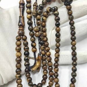 سبحة من اليسر المعرق النادر