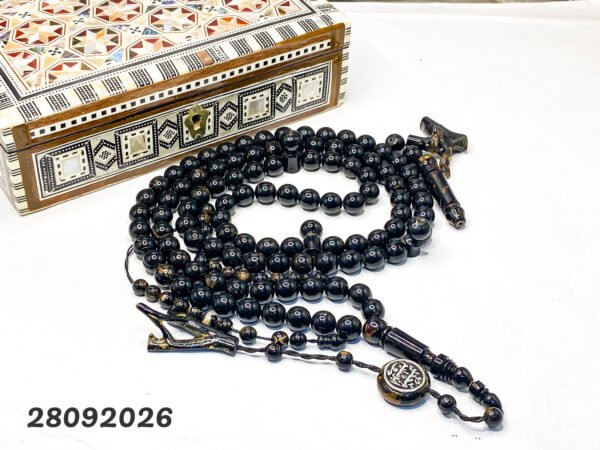 سبحة من اليسر الاسود